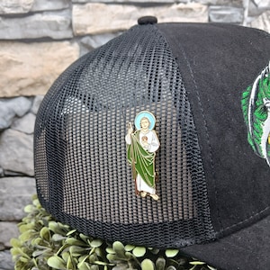 Pin de Musaa en Hat-holic🤤🧢  Gorras cool, Gorras para hombre, Gorras  negras
