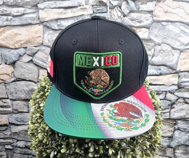 Mexico Coat Of Arms Eagle Aguila Mexicana Vinyl Sticker | X Graphics Shirts