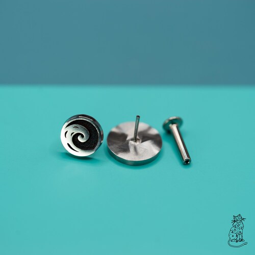 Clous d'oreilles en titane à dos plat, Boucle d'oreille Wave Push Back, Titane océan de qualité implant sans filetage, Boucle d'oreille confortable, Vendu à l'unité