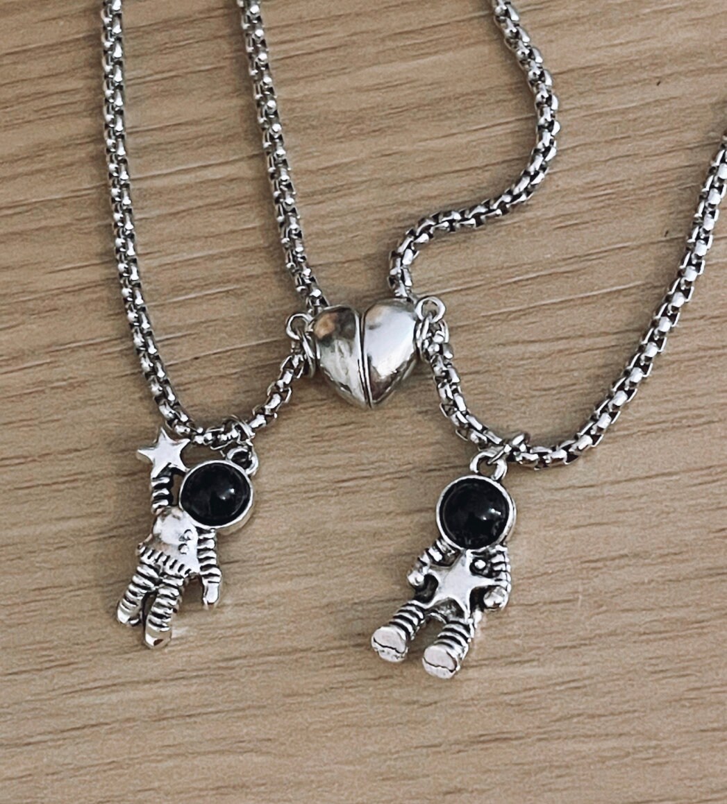 Astronaut Magnetic Friendship Necklace 