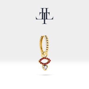 Orecchini Huggie delicati con design Evil Eye, orecchini pendenti con diamanti e rubini, oro giallo massiccio 14K, piccolo cerchio a elica, cerchi minimalisti