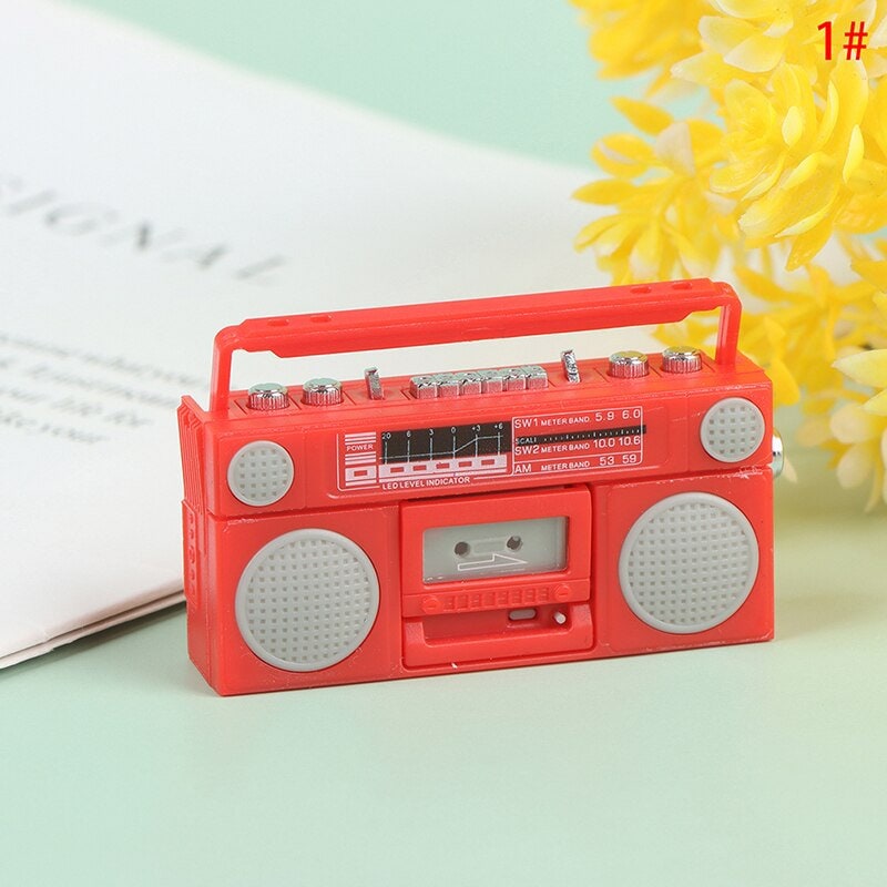 Details about   1/12 Scale Miniature Metal Red Color Antique Radio Dollhouse Accessories 