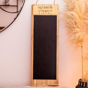 Carte des cocktails personnalisée au tableau, rectangulaire 20 x 60 cm avec cadre en bois, tableau noir personnalisé