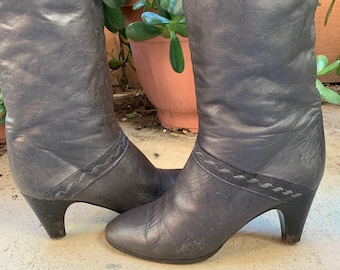 Beautiful 1980s vintage soft leather boots from Italy