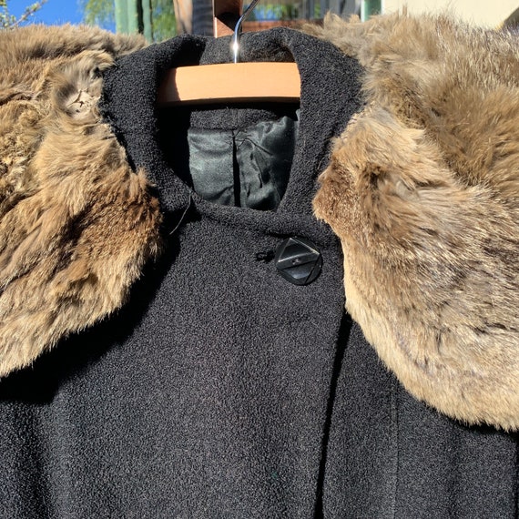 Gorgeous Vintage 1940s Vintage Black Wool Coat wi… - image 10