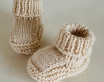 PDF Newborn Knitting Pattern Baby Booties Traditional Design Easy To Follow Row-By-Row Pattern In ENGLISH Beginner Knitter DK 0-3 & 3-6 Mths