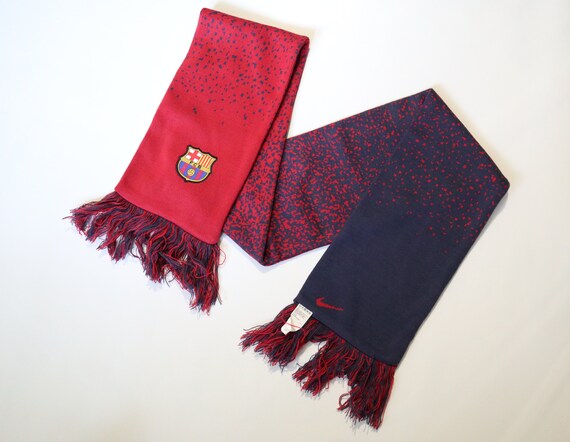 FC Barcelona Official Football/Soccer Crest Winter Scarf FC Barcelona Official Football/Soccer Crest Winter Scarf