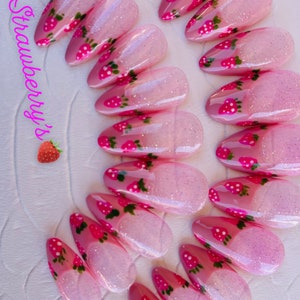 Strawberry Nails/Kawaii Japanese/French tip