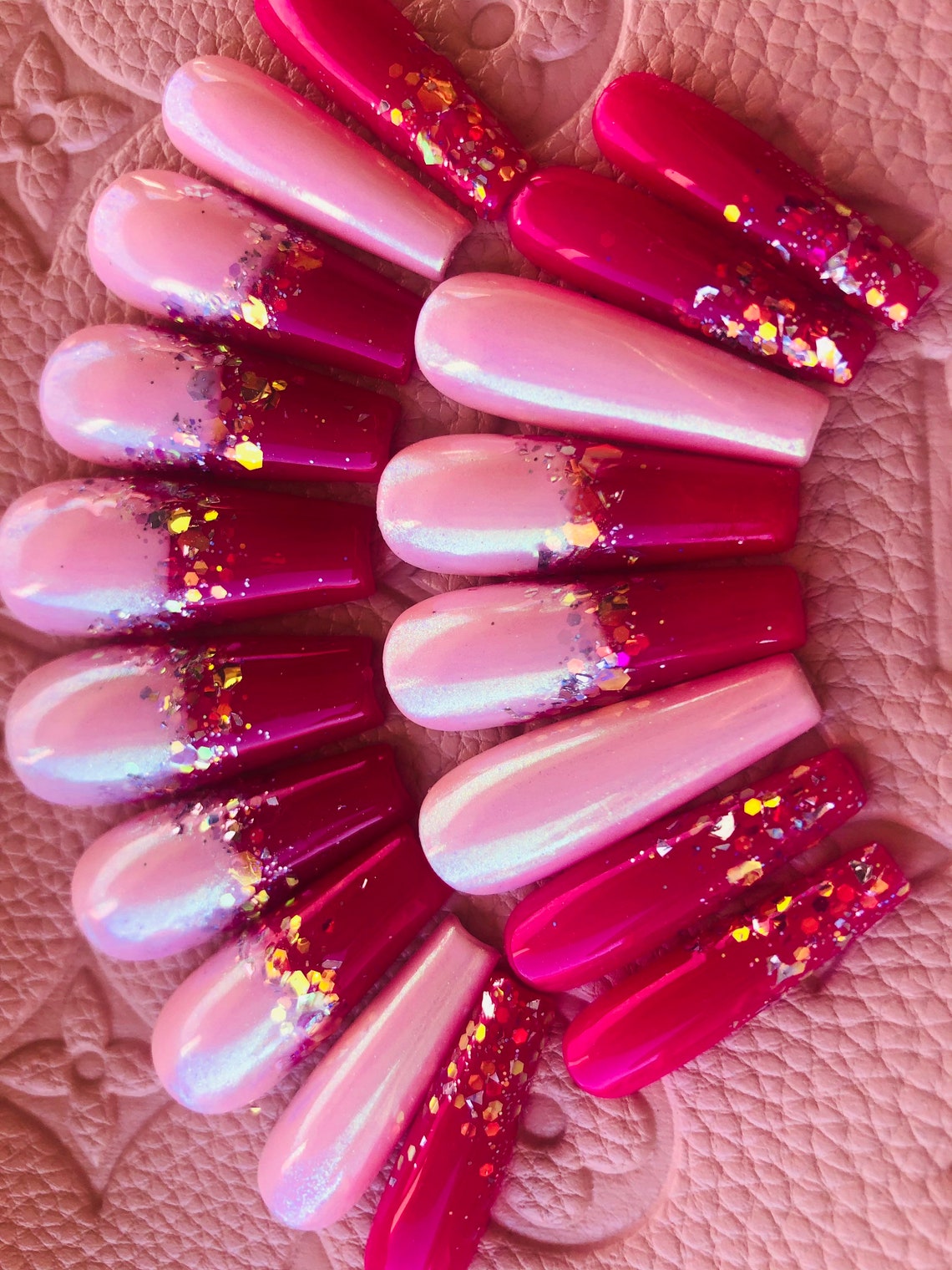 Mermaid Holographic Shell/Glitter Nails | Etsy