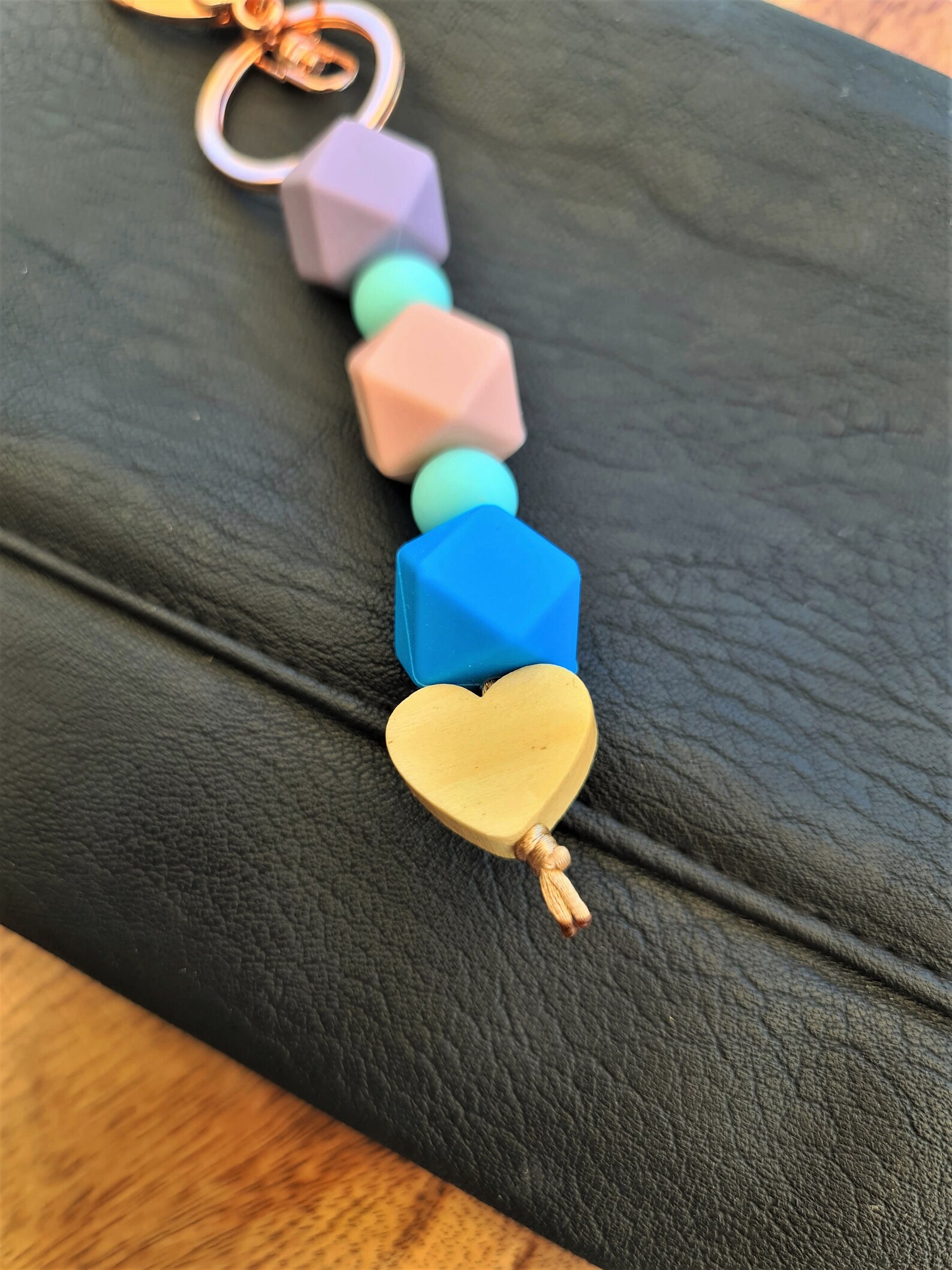 Silicone beads / Silicone bead keyrings / Marguerite beads / Etsy