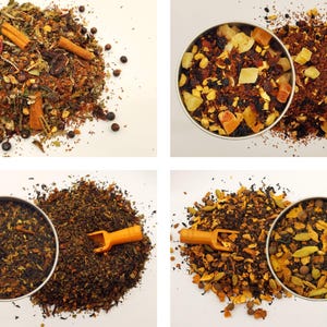 Può includere: Quattro immagini di miscele di tè sfuso. Una miscela include bastoncini di cannella e grani di pepe. Un'altra presenta frutta secca. La terza ha un piccolo misurino arancione. La quarta miscela ha baccelli di cardamomo verde. Ogni miscela è in una piccola lattina di metallo.