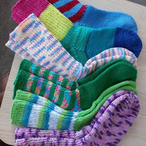Hand knitted unisex bed socks in acrylic yarn shoe size 7/8