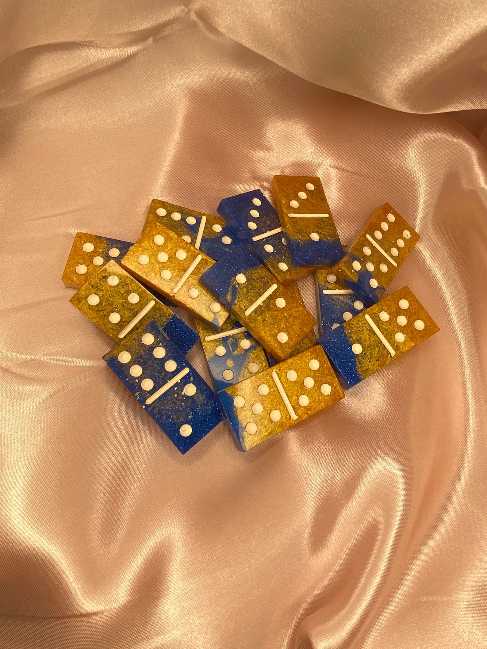 Jeu de dominos personnalisé jeu de société en résine jeux de Etsy