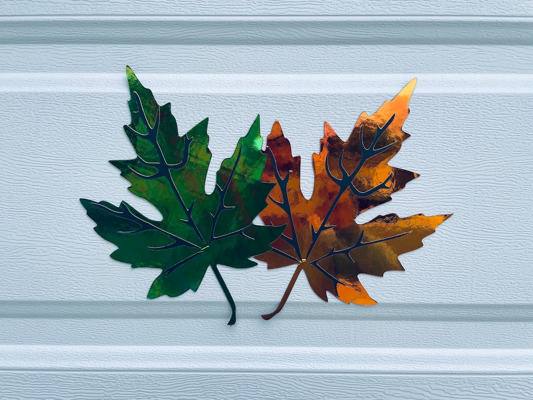 Magnetic Leaf With Remotenull