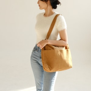 Sac fourre-tout en velours côtelé doux à double poche (havane), Sac à bandoulière pour femme, Cadeau de rentrée, Sac pour étudiant, Fourre-tout pour livres de tous les jours