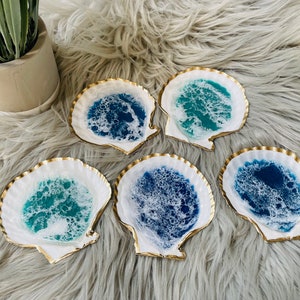 Ocean Resin Sea Shell Ring Holder | Nightstand Ring Holder | Resin Seashell | Resin Ocean Theme Art | Holiday Gift | Resin Ornament