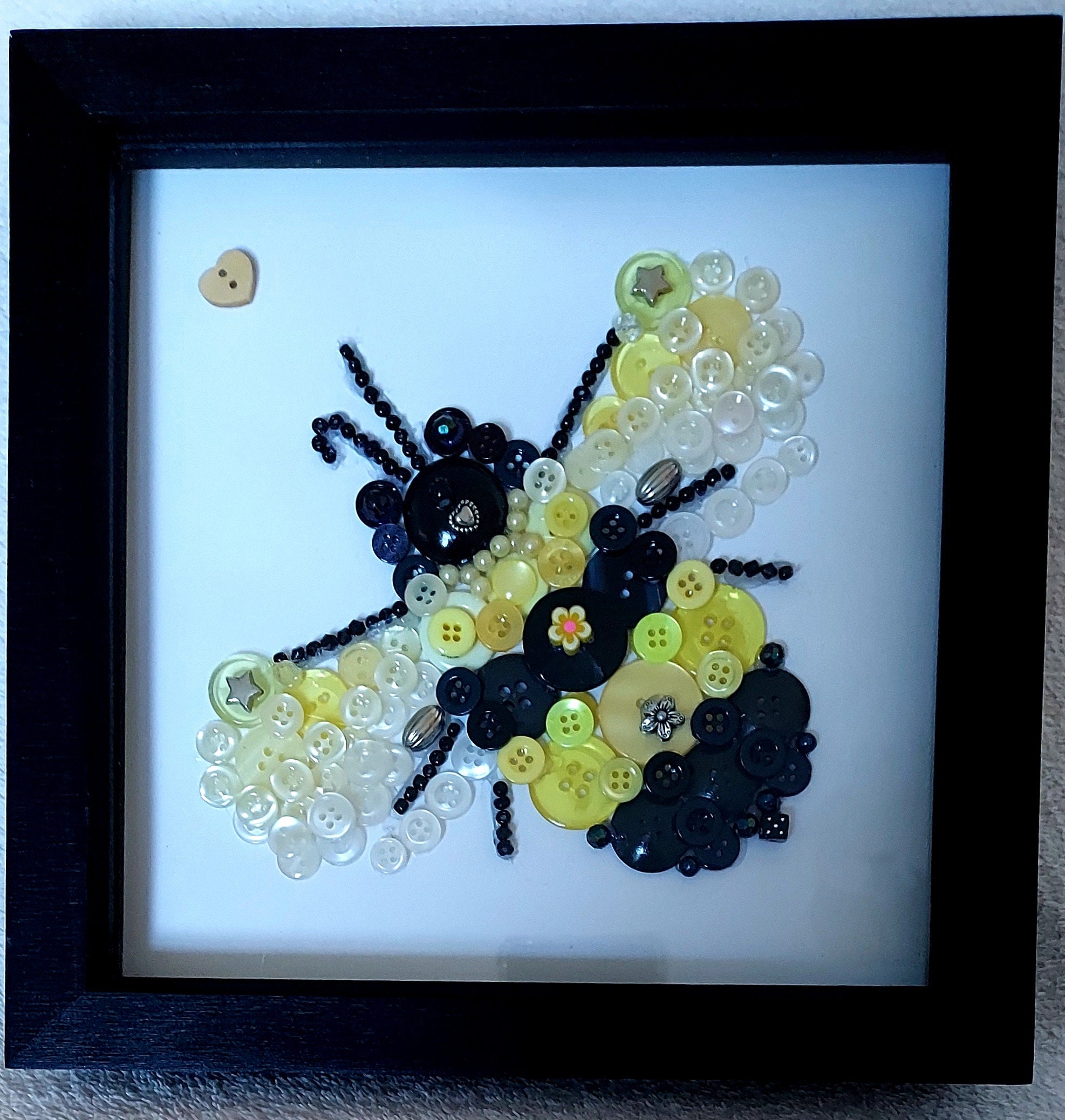 Button Art bee Picture Button Art Button Etsy UK