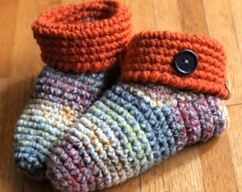 Boot Slippers, Crochet Slippers, Warm Wool Slippers, House Slippers, Reading Socks, Gifts for Her, Winter Indoor Shoes, Knit Slipper Boots,