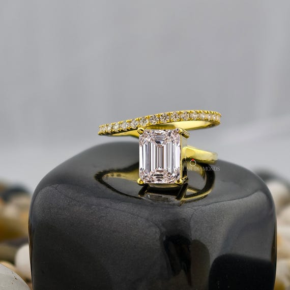 Emerald Cut Unique Style Ring / Emerald Cut Statement Ring / 3 Carat Emerald Cut Lab Grown Diamond Ring / Emerald Cut Wedding Set Ring 14kt