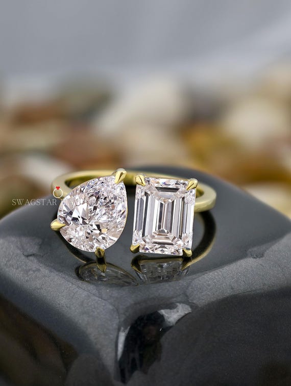 Unique Style Toi Et Moi Ring Lab Diamond Ring Pear Emerald Toi Et Moi Ring Open Shank Engagement Ring   Celebrity Style Ring 18KT Gold Ring