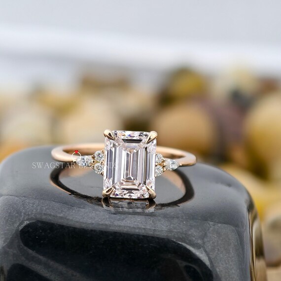 2CT Emerald Cut Engagement Ring Lab grown diamond, Cluster set Lab Created Diamond Ring, Gift for Her, Wedding Diamond Ring, Gold Rings