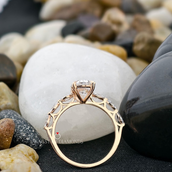 2.50 Ct Oval Cut Lab Grown Diamond Engagement Ring 14K Gold Anniversary Wedding Proposal Ring Gift For Her Girlfriend Wife Birthday Gift