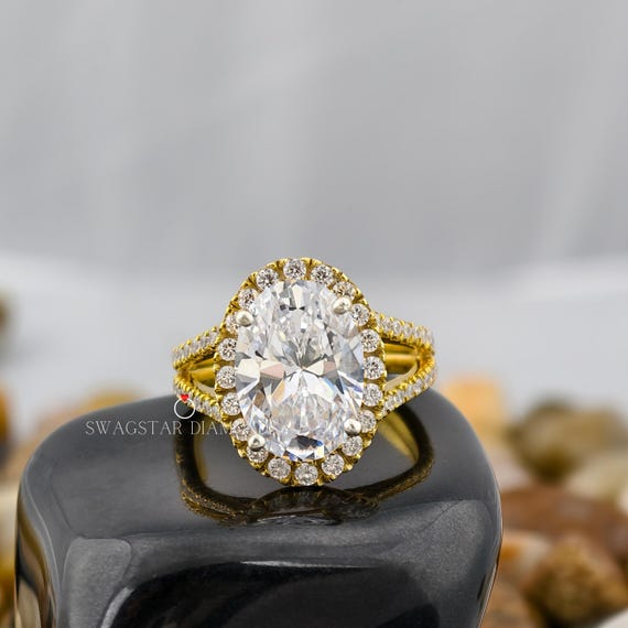 Oval Cut Engagement Ring Lab Grown Diamond, 3 CT Solitaire Diamond Ring, Split Shank Ring, Halo Setting, 18K Gold Ring, Wedding Ring For Her