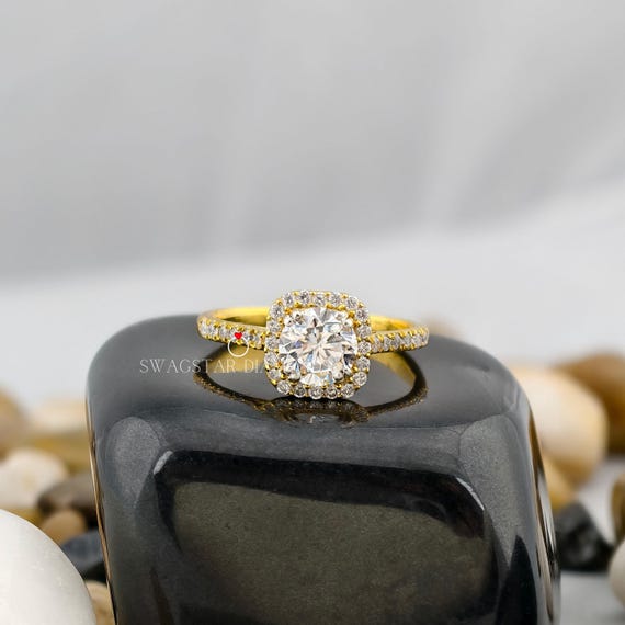 Round Cut Engagement Ring Lab Grown Diamond, 2 CT Diamond Ring, Pave Setting, Vintage Halo Setting, 18K Gold Ring, Wedding Ring For Her