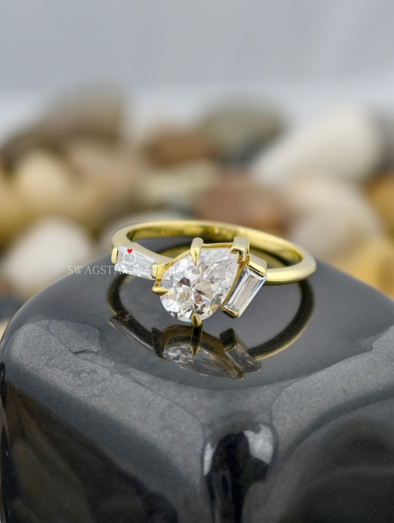 Pear And Baguette Cut Engagement Ring Lab Grown Diamond, 1 CT Diamond Ring, Prong Setting Ring, 18K Yellow Gold Ring, Wedding Ring For Bride