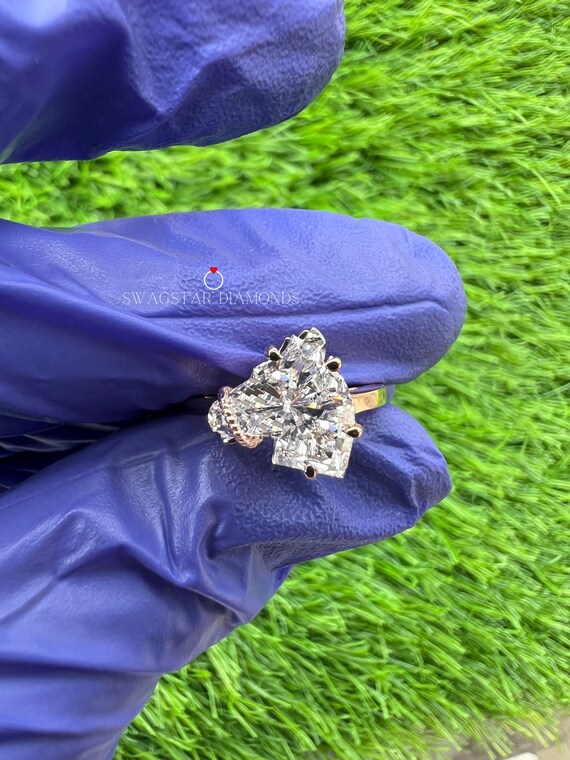 horse shape Lab grown Diamond Ring for horse rider best for gift to horse lover 14kt gold 18kt gold 1 to 3 carat diamond available