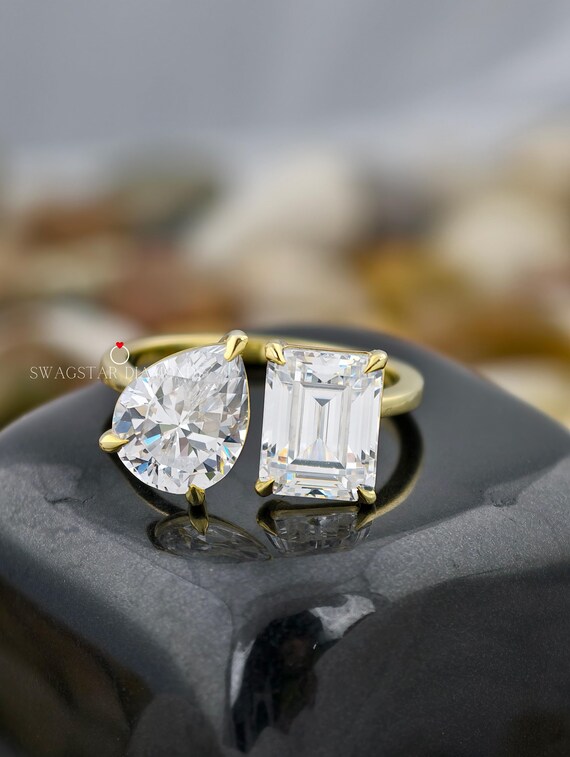 Pear And Emerald Cut Engagement Ring Lab Grown Diamond, 4 CT Diamond Ring, Toi Et Moi Ring, Two Stone Ring, Anniversary Gift For Her