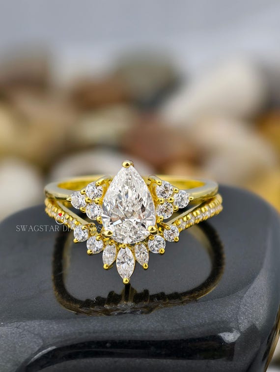Pear Cut Bridal Ring Set Lab Grown Diamond Wedding Matching Ring Set Cvd Diamond Ring Side Marquise Cut and Round Cut Diamond Ring For Bride