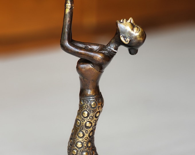 Candle stand brass for sculpthure in top table