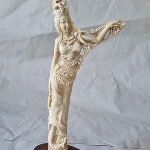 moose antler carving ladies