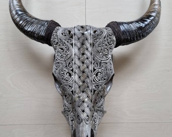 carved buffalo celtic grey medium horn