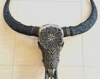 Carve buffalo skull carving mandala leaf with carved horn