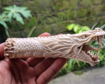 Handle antler carving Dragon