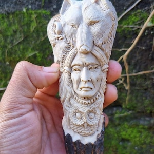 Handgesneden meshandvat van hertengewei – Native Spirit Animal Wolf Eagle Bear