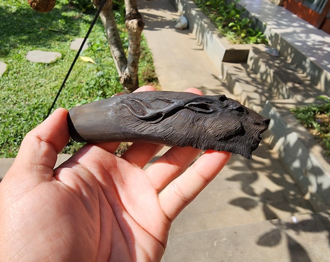 Knife Handle deer in black buffalo horn