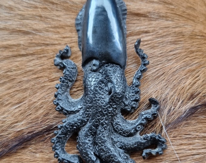 buffalo bone horn carving pendant niecklace squid
