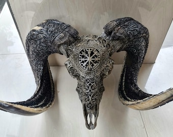 Hand Carved Viking Ram Skull Vegvisir – Norse Tribal Bone Art Wall Decor