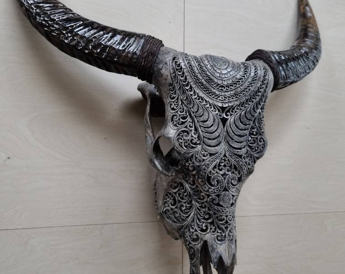 carved buffalo boho grey medium horn
