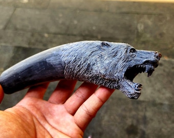 Hand-Carved Bear Head Horn Grip – Tribal Animal Carving for Custom Blades