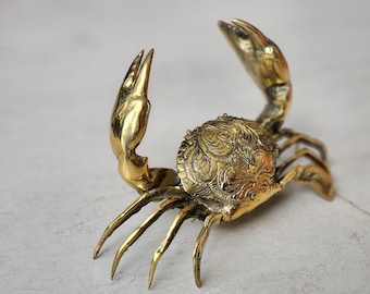 Brass crab with patern for sculpthure top table