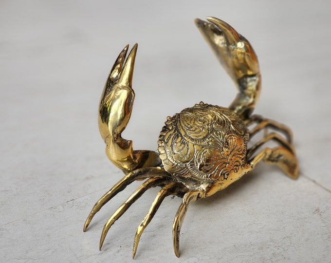 Brass crab with patern for sculpthure top table