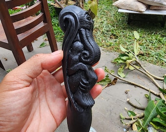 鹿の角の彫刻 - Etsy 日本