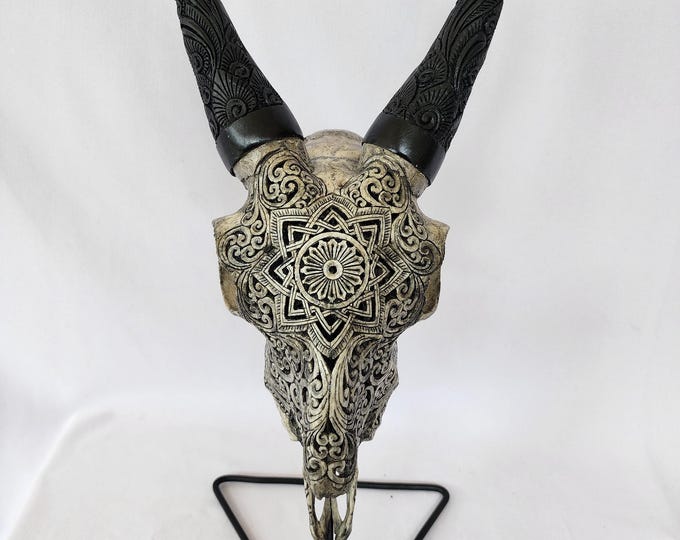 Carve goat skull mandala star grey