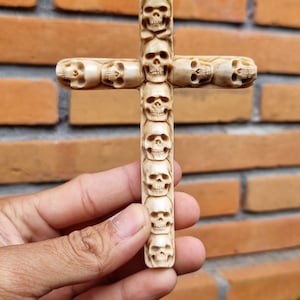 Antler carving skull cross for niecklace