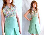 Vintage 1960s 1970s pale green sleeveless mod mini dress - Size Small Medium - UK size 10 12 - US size 6 8