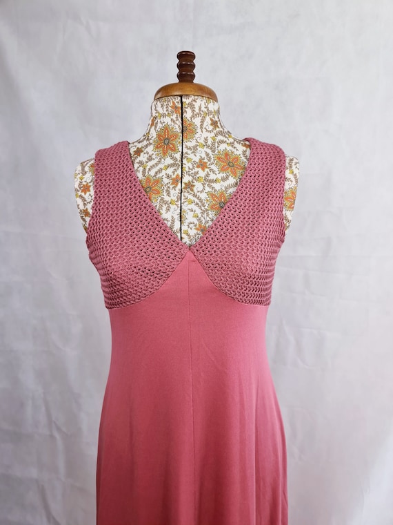 Slinky vintage 1970s dusky pink maxi goddess host… - image 4